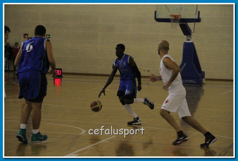 121223 Aquila 172_tn.jpg